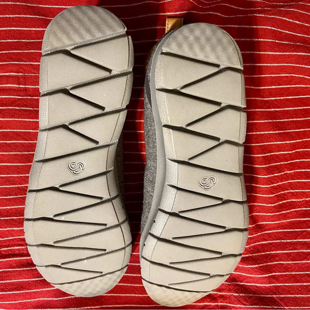 Clarks Step Allena Lo Woman’s Size 7.5 Shoes Grey Comfort Slip on Loafers